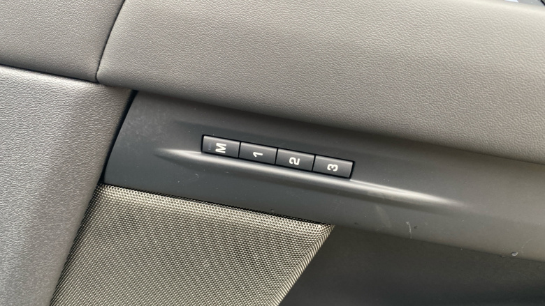 Land Rover Range Rover Evoque 1.5 P270e Autobiography 5dr Auto [Revised] Hatchback